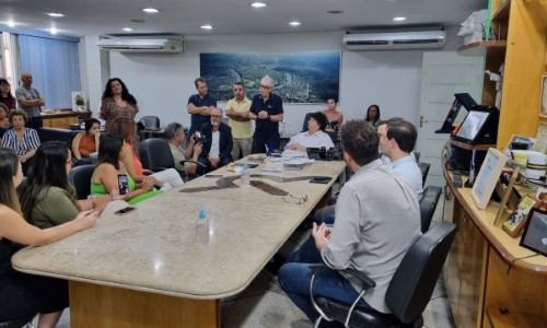 Prefeito de VR reúne e parabeniza equipe pela conquista do prêmio ‘Cidade Empreendedora’, do Sebrae