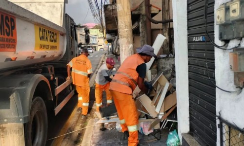 Caminhão Cata-Treco vai circular por três bairros de Volta Redonda entre terça e quinta-feira 