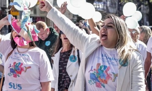 Saúde de Barra do Piraí promove caminhada em alusão ao Dia da Luta Antimanicomial