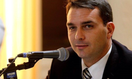 Deputado Flávio Bolsonaro lança pré-candidatura à Prefeitura do RJ