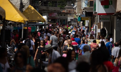 Bairro Água Limpa recebe quinta edição do ‘Rua de Compras’ 2024 de Volta Redonda