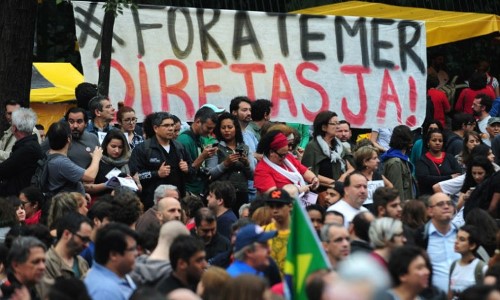 Sindicato dos Bancários da região participa de ocupação de Brasília para exigir o fim do governo Temer