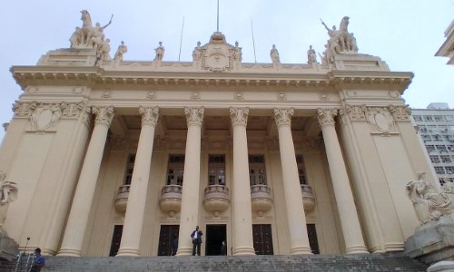 Alerj elege dez personalidades para receber o diploma Mulher Cidadã Leolinda Daltro