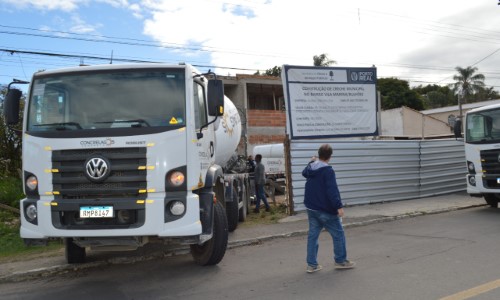 Porto Real inicia concretagem de laje na nova Creche de Bulhões