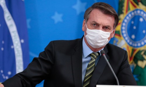 Bolsonaro amplia lista de serviços e atividades essenciais que podem funcionar durante pandemia