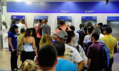 Procon-BM realiza fiscalização nos bancos do município