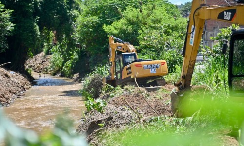 BM: Bairro Nova Esperança recebe ações do Programa Limpa Rio
