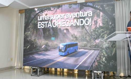 Resende anuncia instalação do Parque 'Mundo dos Dinossauros - Terra dos Gigantes'