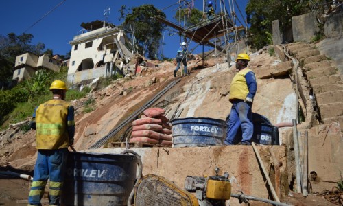 Obras emergenciais avançam em Petrópolis