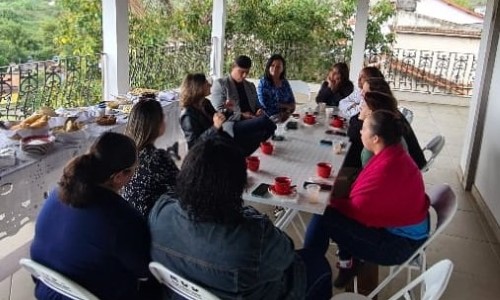 Prefeito de Barra do Piraí participa de café da manhã com equipe de ESF de Dorândia