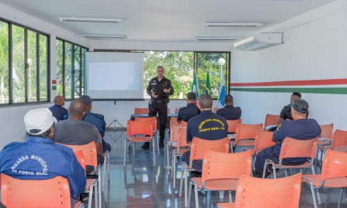 Agentes da Guarda Civil de Porto Real participam de curso de técnicas policiais