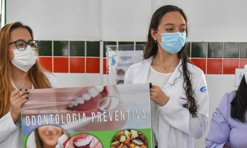 Colégio República Italiana de Porto Real recebe ação do Programa Saúde na Escola