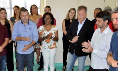 Prefeito de BM empossa nova diretora técnica do Hospital da Mulher