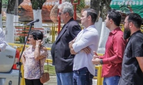 Prefeito de Barra do Piraí inaugura Praça Levi Cardoso em Ipiabas