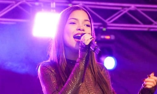 Iza Victória: A nova voz do pop brasileiro que conquista também o Sul Fluminense