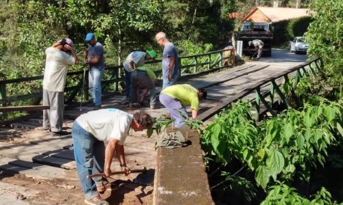 Prefeitura reforma três pontes na região de Maromba e Maringá 