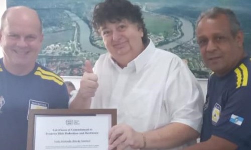 Prefeito de Volta Redonda recebe certificado da ONU de 'Cidade Resiliente'