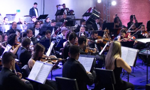 OSBM apresenta concerto com solistas de contrabaixo e flauta no Municipal