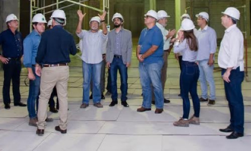 Prefeito de VR visita canteiro de obras do Shopping Park Sul