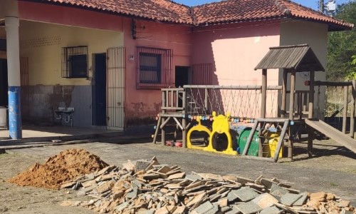 Prefeitura inicia obras em escola em Bulhões