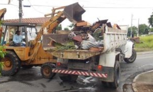 Prefeitura de Quatis retira quase duas mil toneladas de lixo e entulho das ruas