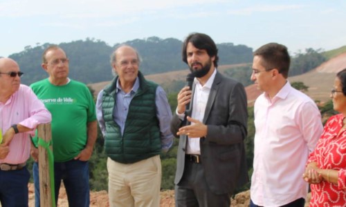     Prefeito de VR participa da cerimônia de início das obras de um novo empreendimento