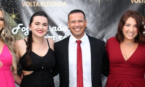 Clínica Veterinária VR realiza evento Prêmio Melhores do Ano