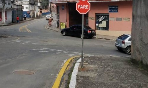 Prefeitura de Barra Mansa realiza melhorias no trânsito do bairro Piteiras