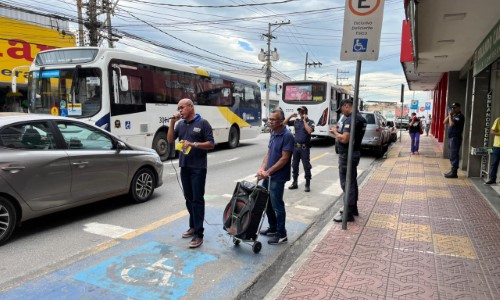 Secretaria da Pessoa com Deficiência realiza mais uma ação de respeito às vagas especiais em VR