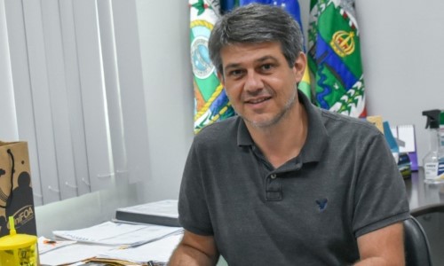 Prefeito de Porto Real sanciona Lei sobre piso salarial dos Agentes de Saúde e de combate de endemias