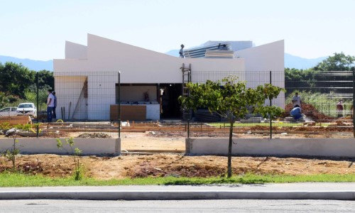 Obras no novo Hospital Veterinário de Resende continuam