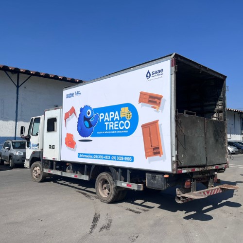 Barra Mansa lança ‘Papa-Treco’ para recolher objetos volumosos descartados por moradores